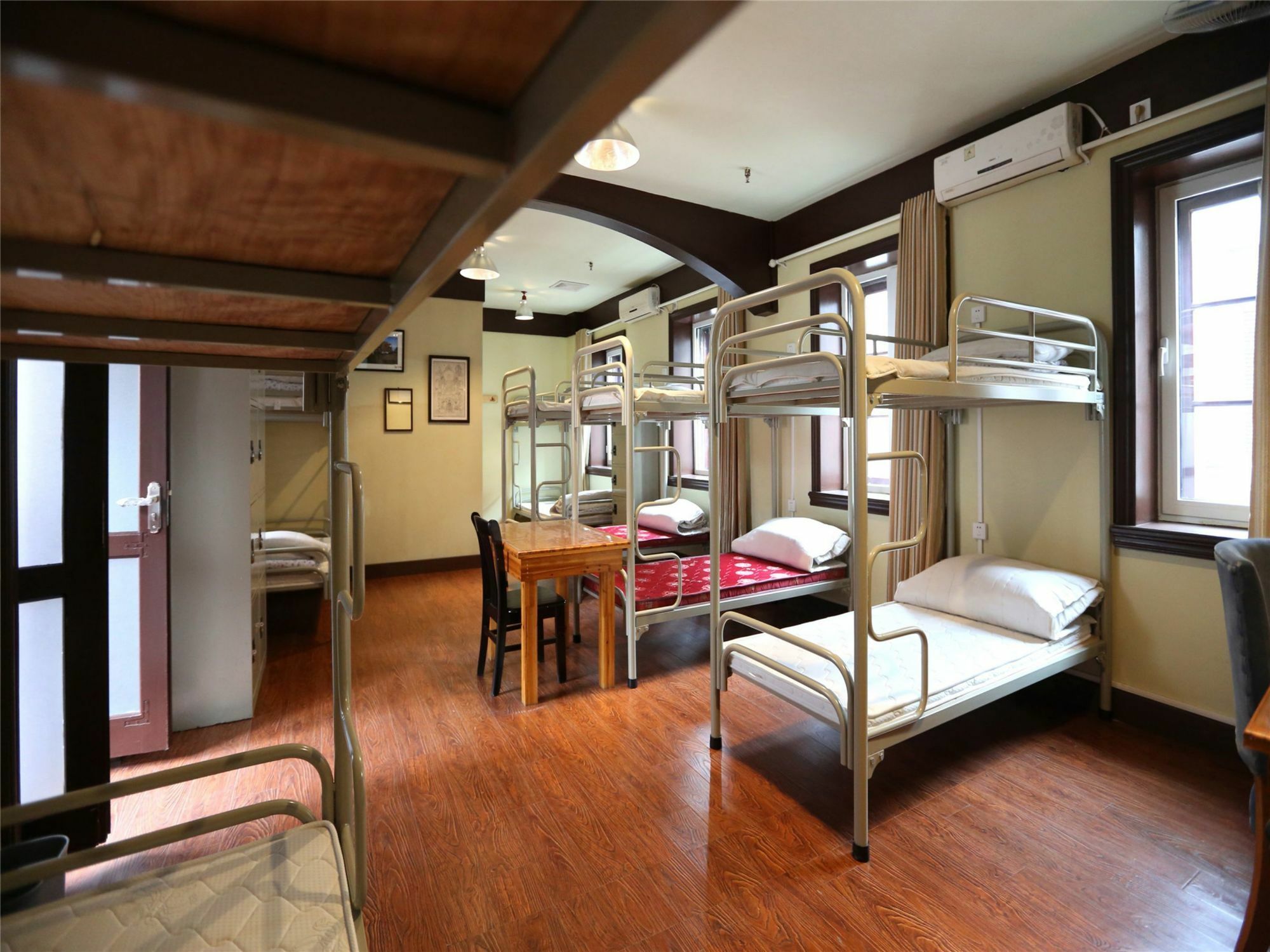 Wheat Youth Hostel Циндао Екстериор снимка