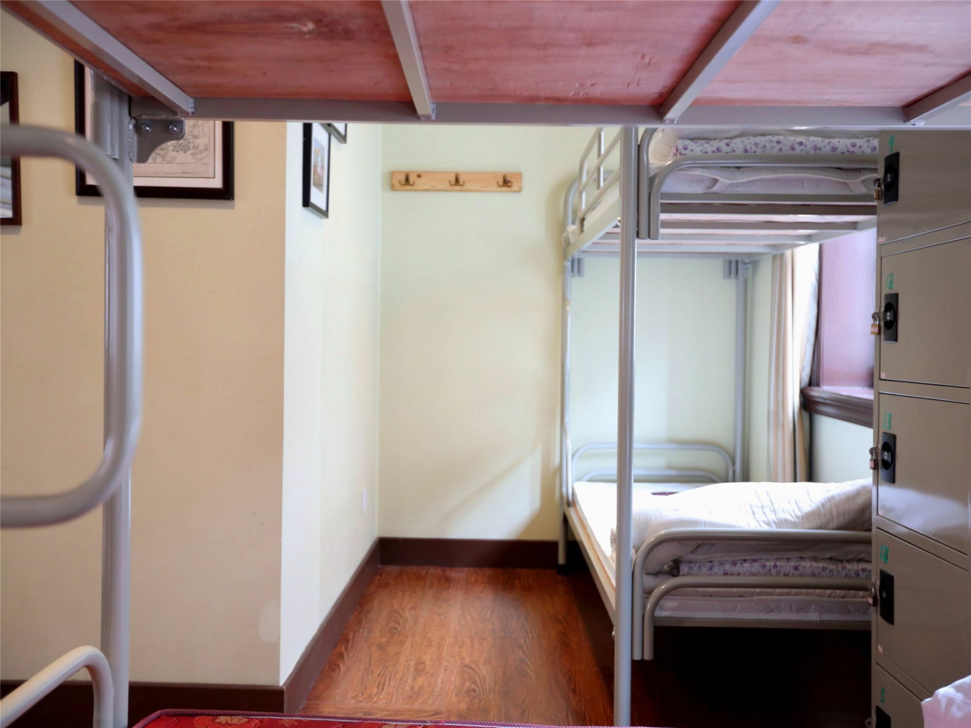Wheat Youth Hostel Циндао Екстериор снимка