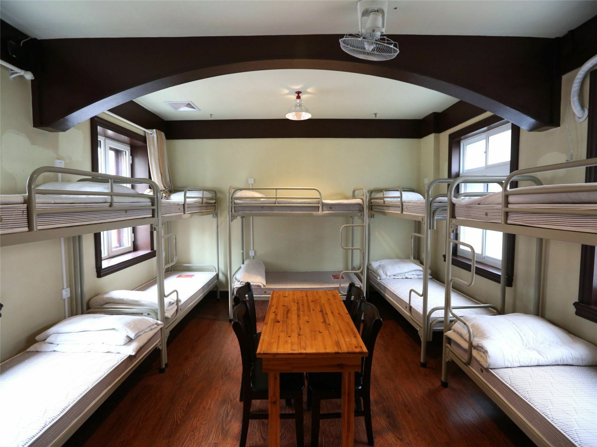 Wheat Youth Hostel Циндао Екстериор снимка